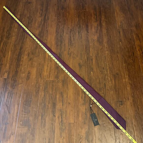 JOHN VARVATOS USA Neck Tie Mens Burgundy Silk Flecked Signature Tailored NWT - Picture 9 of 10